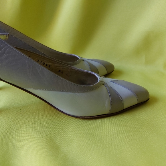 Vintage Woman Shoes All Leather by Bruno Magli Made in Italy Size 8 1/2 AAAA - Picture 6 of 13
